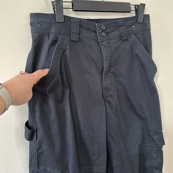Abercrombie & Fitch Relaxed Cargo Pants Black Size 28 (6 LONG) - Picture 5 of 13